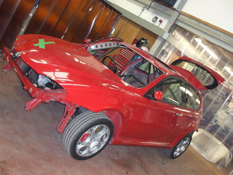 ALFA ROMEO 147 GTA International Multipoint T45 roll cage kit. FIA Certificated 