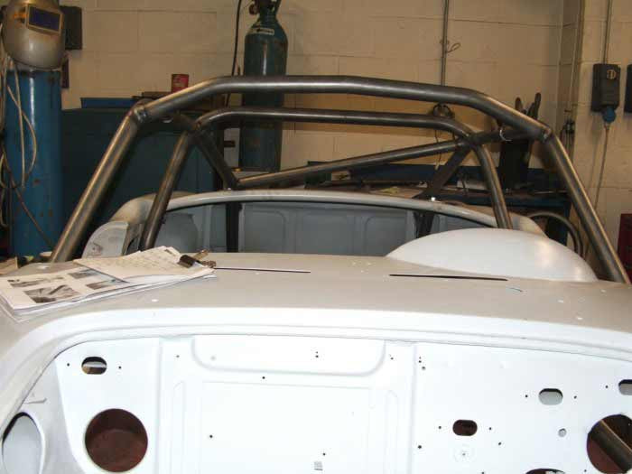 ALFA ROMEO Spyder (`63) Historic CDS roll cage kit. MS UK Compliant to Appendix K
