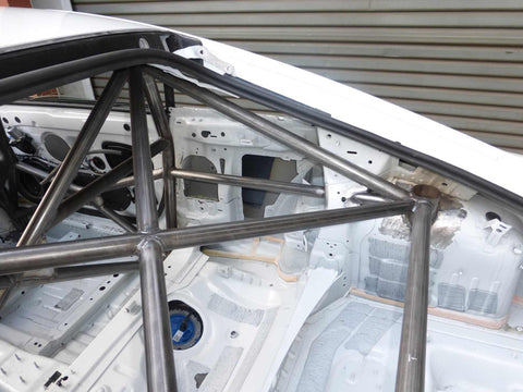 AUDI TT MK3 Multipoint T45 roll cage kit 