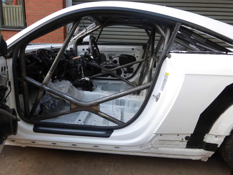 AUDI TT MK3 Multipoint T45 roll cage kit 