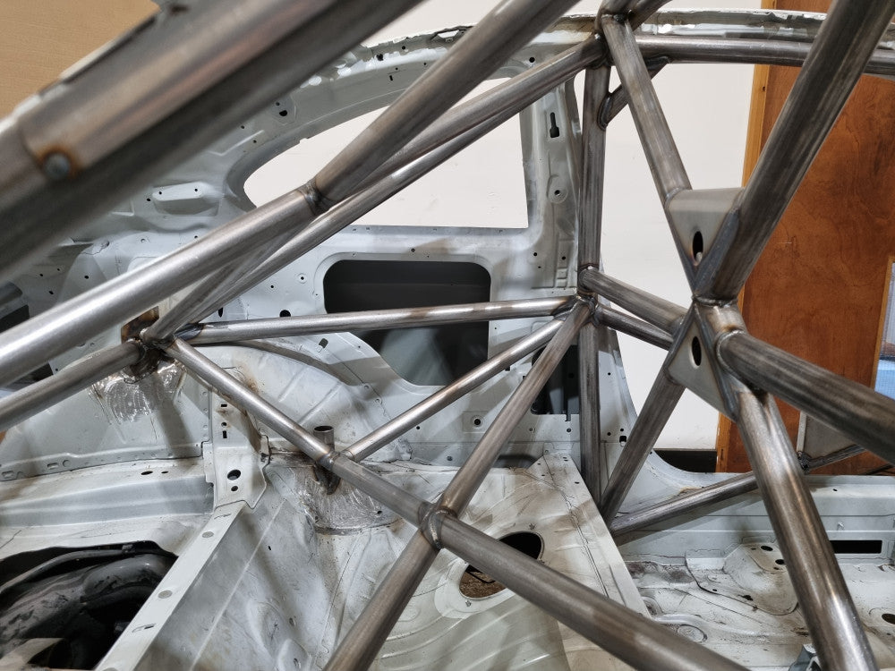 BMW E90 / E92 Optima Multipoint T45 Roll Cage FIA Certificated