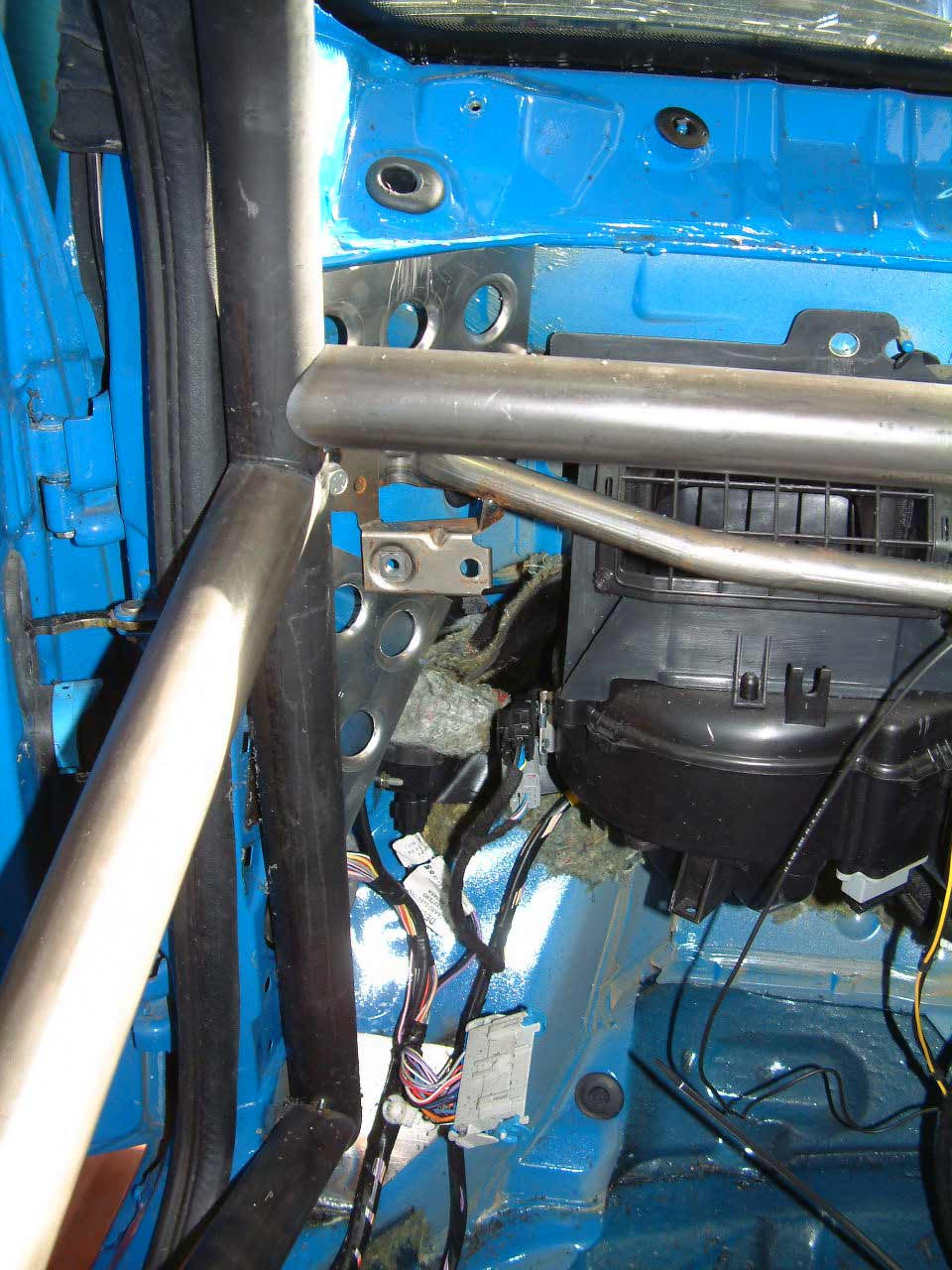 FIAT Punto International Multipoint CDS roll cage kit. FIA Certificated