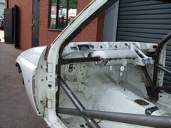 kit de jaula de seguridad multipunto CDS internacional FORD Escort Cosworth. Certificado por la FIA