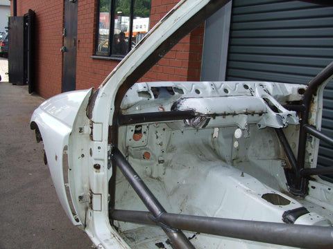 FORD Escort Cosworth International Multipoint T45 roll cage kit. FIA Certificated 