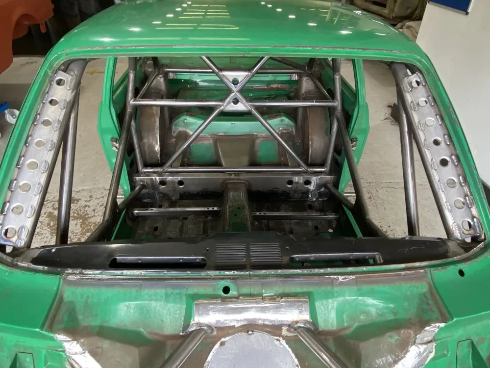 kit de jaula de seguridad multipunto T45 para FORD Escort Mk2 2020. Certificado FIA/MSUK