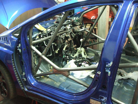 HONDA Civic FK2 Multipoint T45 roll cage kit. FIA / MSUK certificated 