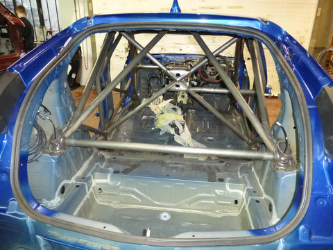 HONDA Civic FK2 Multipoint T45 roll cage kit. FIA / MSUK certificated 