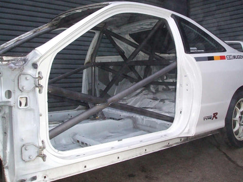 HONDA Integra 'R' DC2 International Multipoint CDS roll cage kit. FIA Certificated 