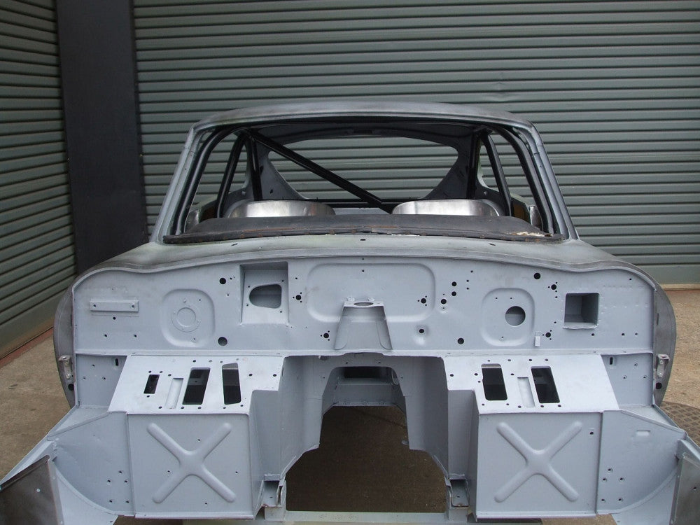 Kit de jaula de seguridad T45 para JAGUAR E-Type FHC. Certificado FIA / MSUK según el Apéndice K