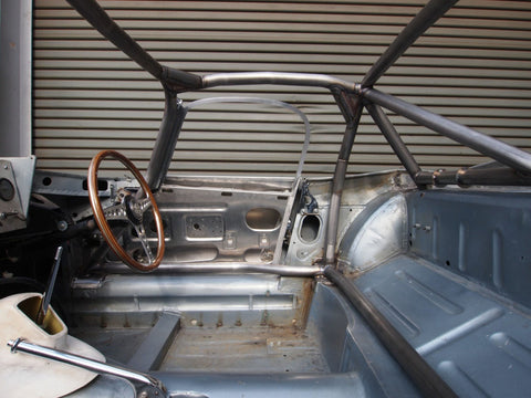 JAGUAR E-Type Historic T45 roll cage. FIA/MSUK certificated to Appendix K 