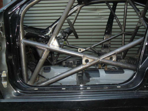 MITSUBISHI Lancer EVO 3 International Multipoint T45 roll cage kit. FIA Certificated 