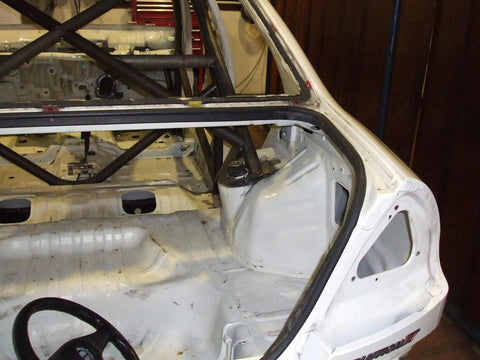 MITSUBISHI Lancer EVO 4 International Multipoint T45 roll cage kit. FIA Certificated 