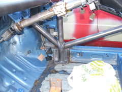 Kit de jaula de seguridad multipunto CDS internacional NISSAN Sunny. Certificado por la FIA