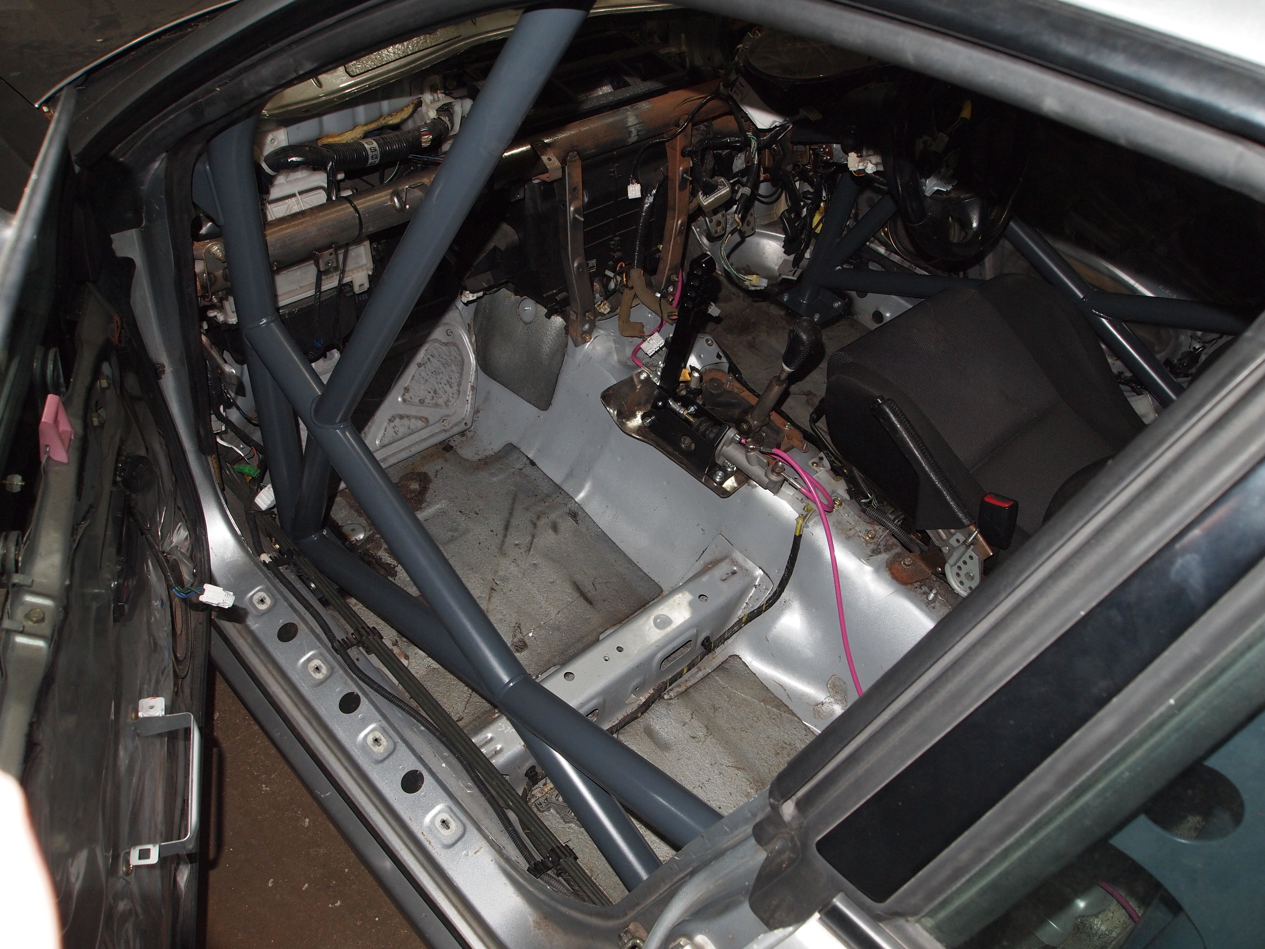 SUBARU Impreza GDB Bolt-in T45 roll cage 