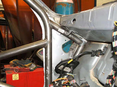 Kit de jaula de seguridad multipunto T45 para PEUGEOT 106 Internacional. Certificado FIA / MSUK