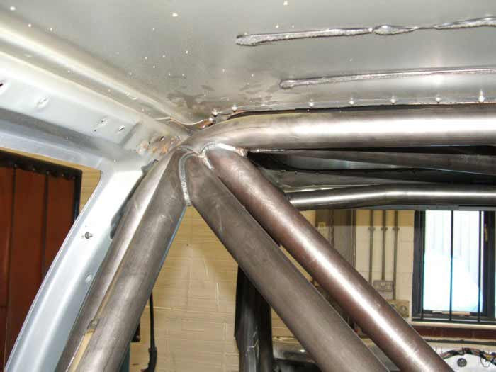 Kit de jaula de seguridad multipunto T45 para PEUGEOT 106 Internacional. Certificado FIA / MSUK