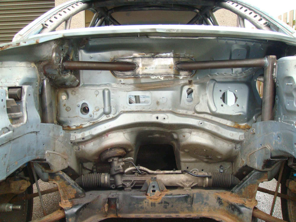 Kit de jaula de seguridad multipunto T45 para PEUGEOT 206 Internacional. Certificado por FIA / MSUK