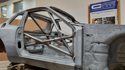 PORSCHE 944 6 point National Spec CDS roll cage kit. MS UK Compliant 
