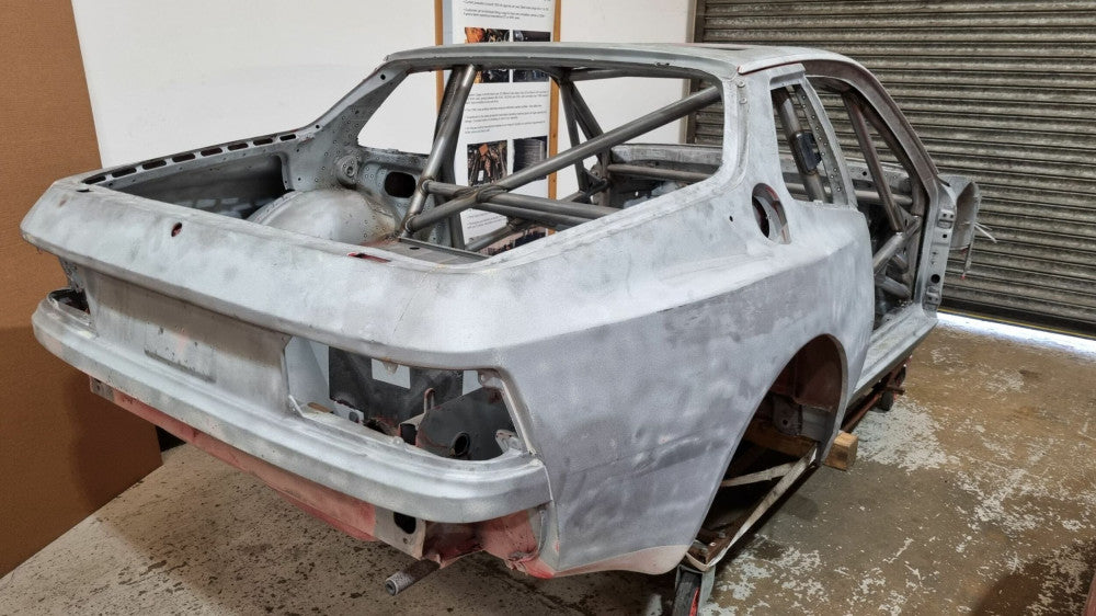 kit de jaula de seguridad de 6 puntos para PORSCHE 944, conforme a la normativa nacional CDS. Cumple con MS UK