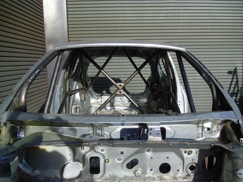 Kit de jaula de seguridad multipunto T45 para RENAULT Clio MK3. Certificado FIA/MSUK