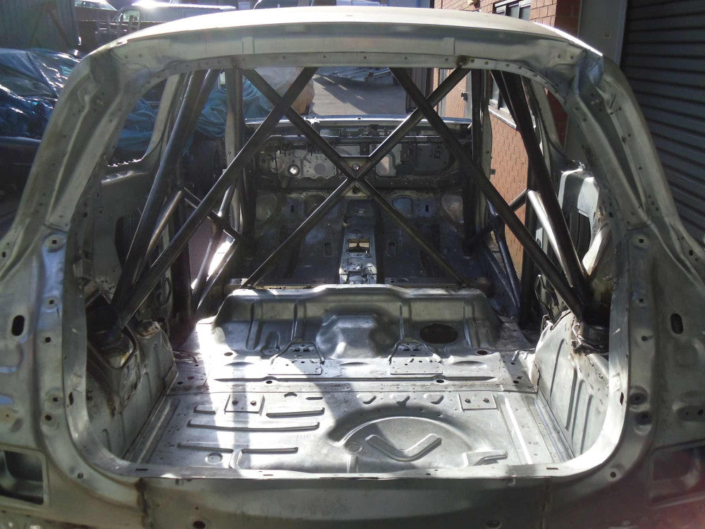 Kit de jaula de seguridad multipunto T45 para RENAULT Clio MK3. Certificado FIA/MSUK