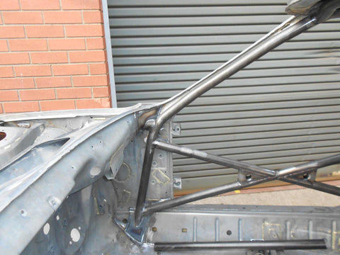 ROVER SD1 Historic T45 roll cage kit. MS UK Compliant to Appendix K 