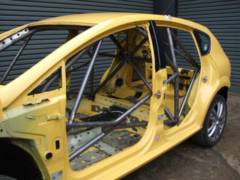 SEAT Leon Cupra 05> Multipoint T45 roll cage kit 