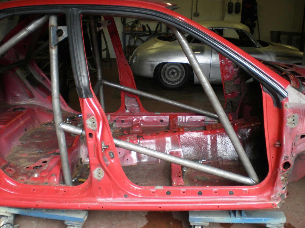 SUBARU Impreza 2/4dr GC8 Bolt-in CDS roll cage MS UK Compliant