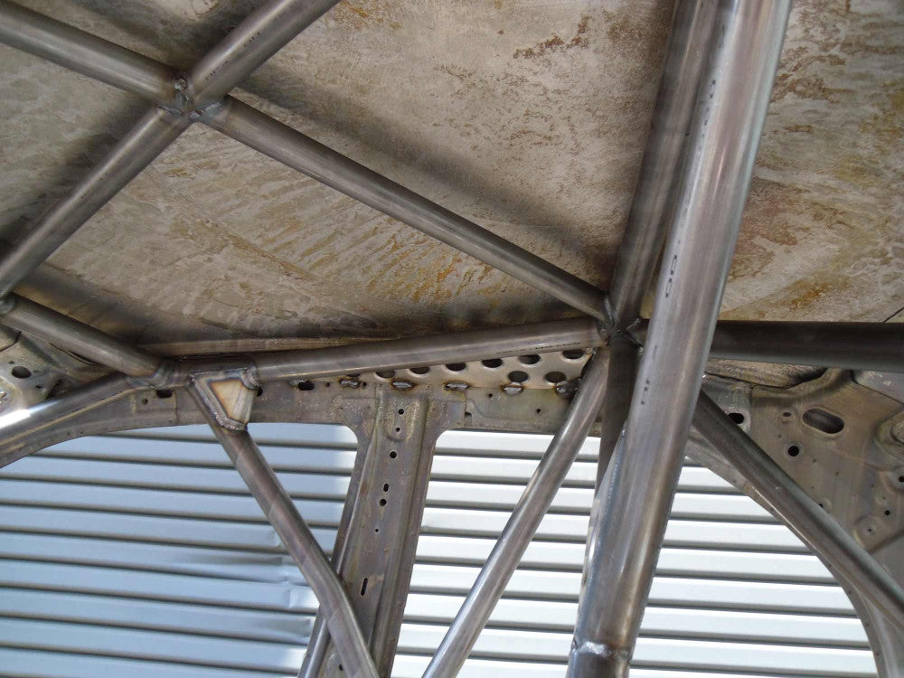 Kit de jaula de seguridad multipunto T45 'Paso 3' Internacional para SUBARU Impreza GDB. Certificado FIA/MSUK