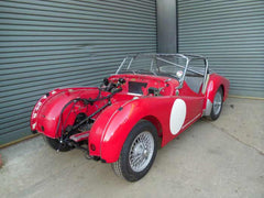 Kit de jaula antivuelco para TRIUMPH TR3 Historic T45. Cumple con el Apéndice K de MS UK.