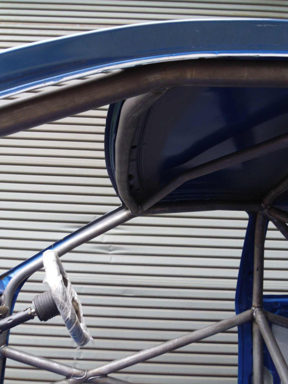 Kit de jaula antivuelco CDS multipunto para VAUXHALL Corsa B International. Certificado por la FIA.