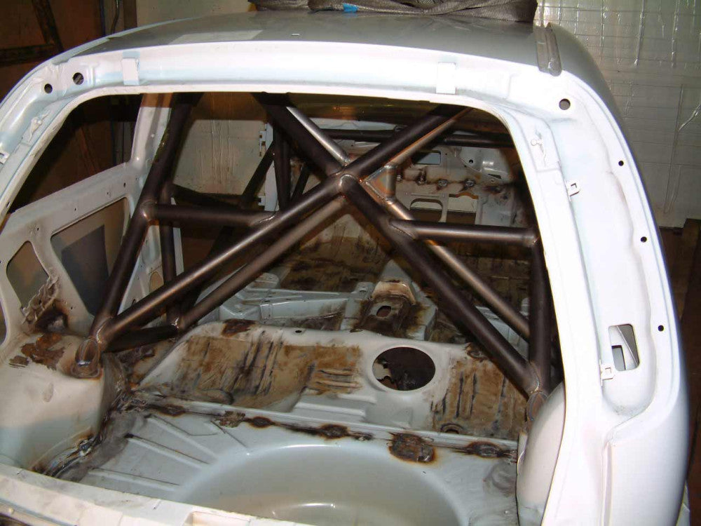 Kit de jaula antivuelco multipunto T45 para VAUXHALL Corsa C 00 International. Certificado por la FIA.