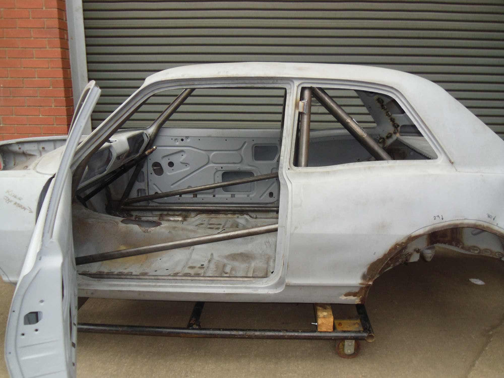 VAUXHALL Viva (HB) Historic T45 roll cage kit. MS UK Compliant to Appendix K