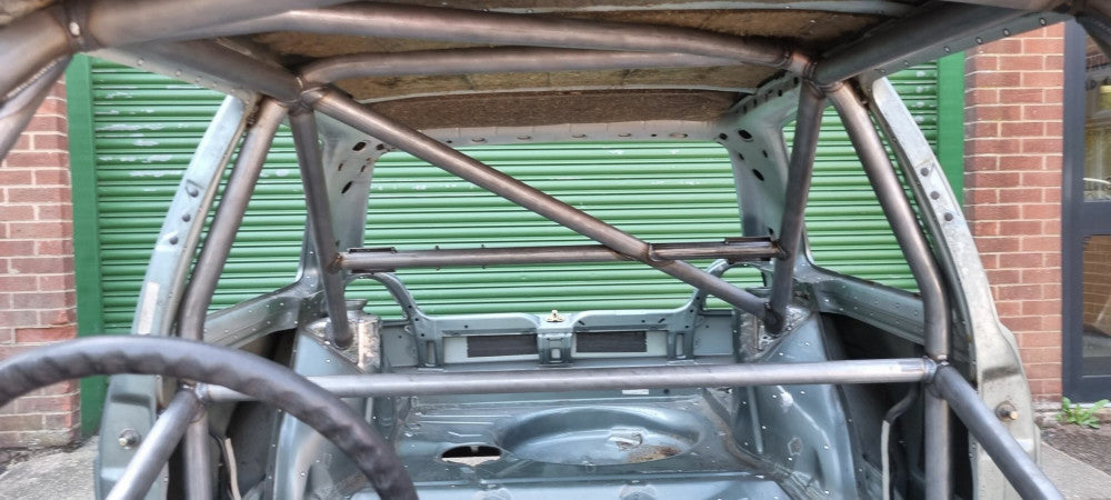 VOLKSWAGEN Golf Mk2 6 point National CDS roll cage kit. MS UK Compliant