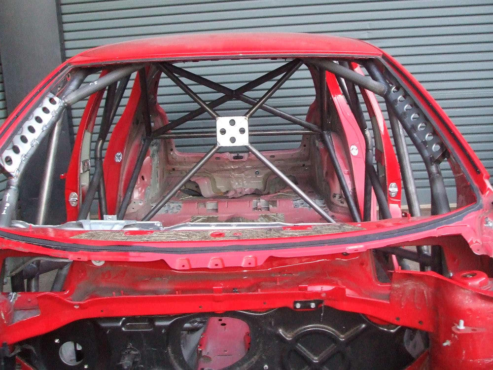 VOLKSWAGEN Golf Mk5 International Multipoint T45 roll cage kit. FIA Certificated