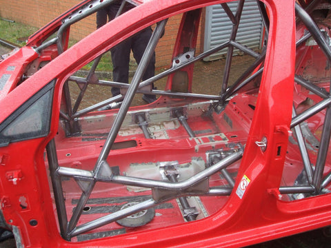 VOLKSWAGEN Golf Mk7 Multipoint T45 roll cage kit FIA Certificated 