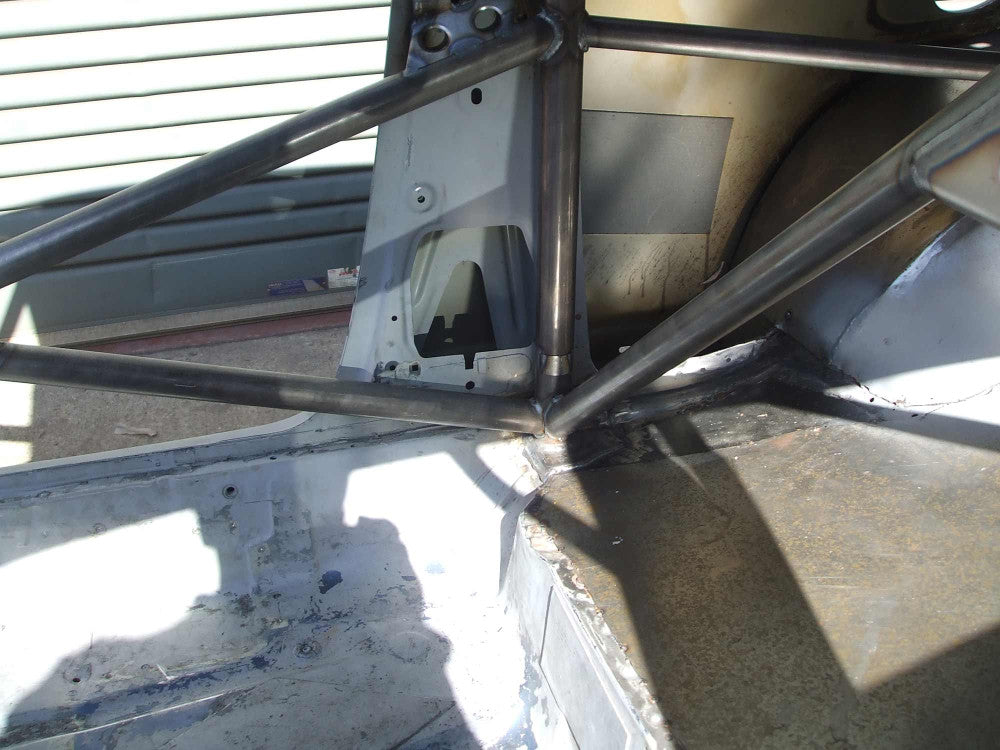 Kit de jaula antivuelco multipunto T45 para Volkswagen Scirocco 08 MK3