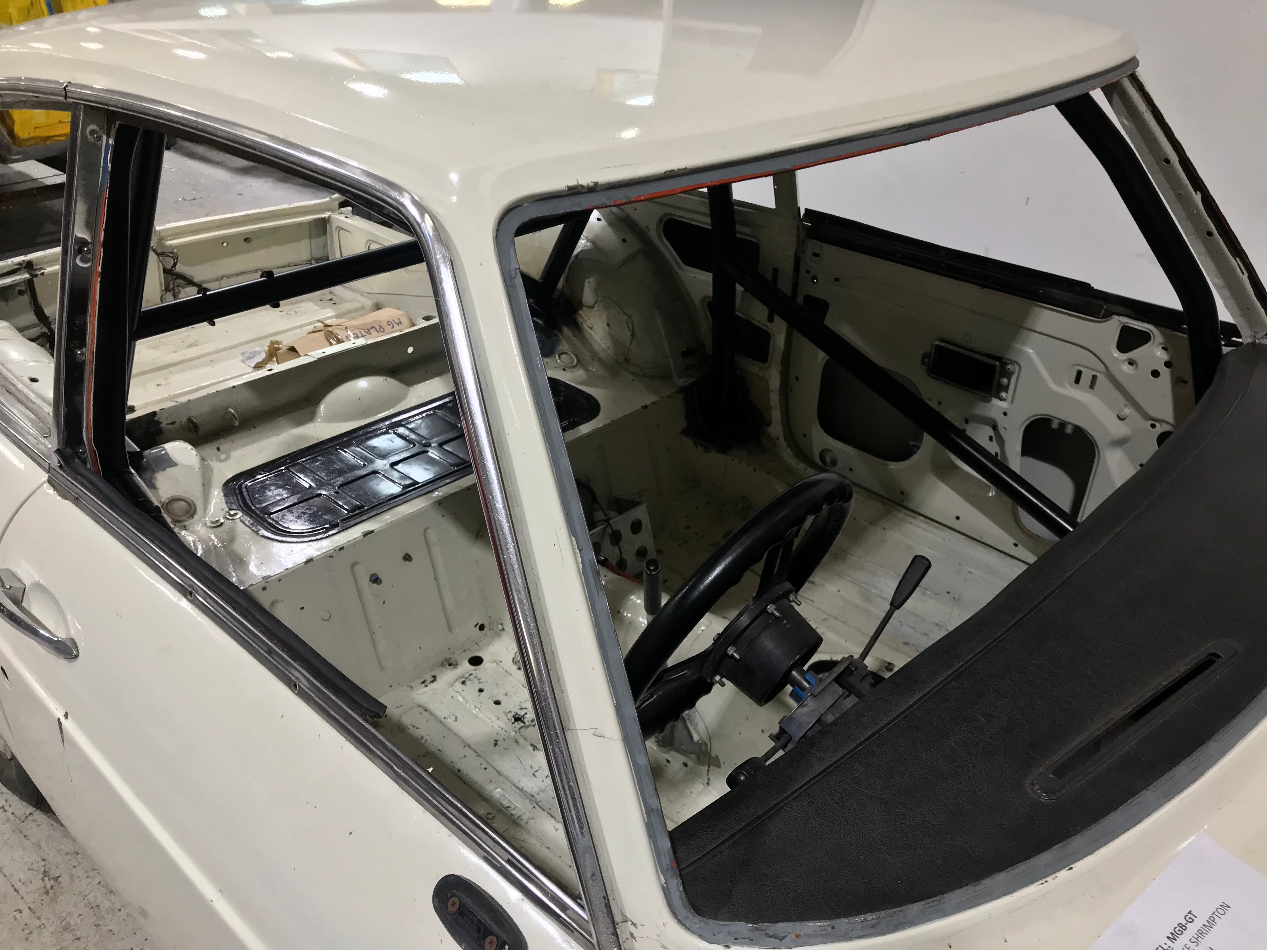 MG MGB GT Bolt-in T45 roll cage MS UK Compliant to Appendix K 